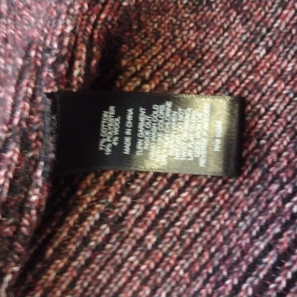 Express sweater. - Picture 9 of 9